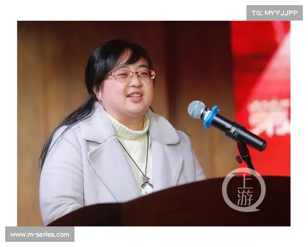 视障作家李莹获医学文学双学位，创作小说斩获一等奖